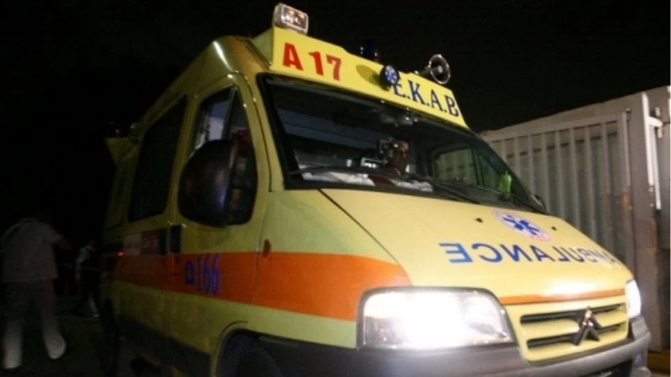 Διασώστες του ΕΚΑΒ πήγαν να βοηθήσουν Ρομά και κινδύνεψαν με ξυλοδαρμό